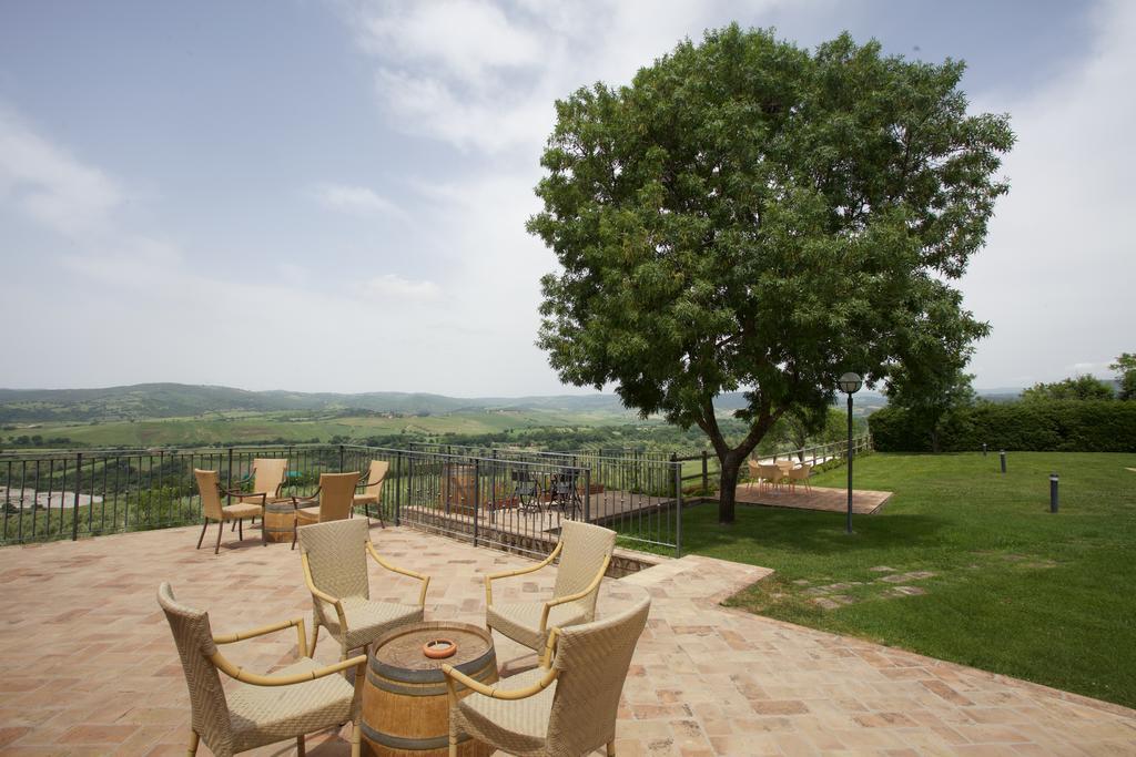 Bio Agriturismo Il Torrione Saturnia Exterior foto